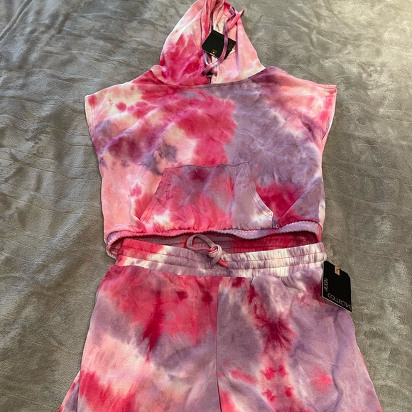 Hoodie and short set for women - Picture 1 of 3